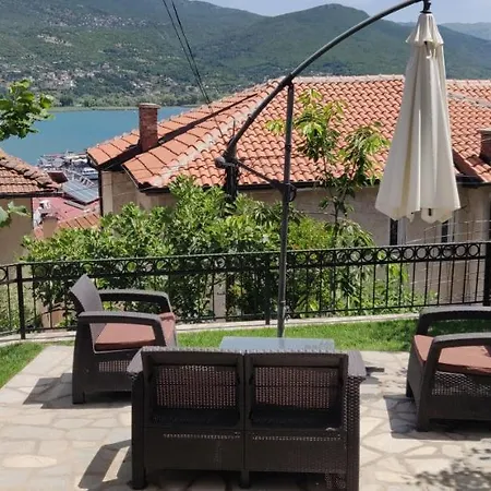 Nada Apartman *